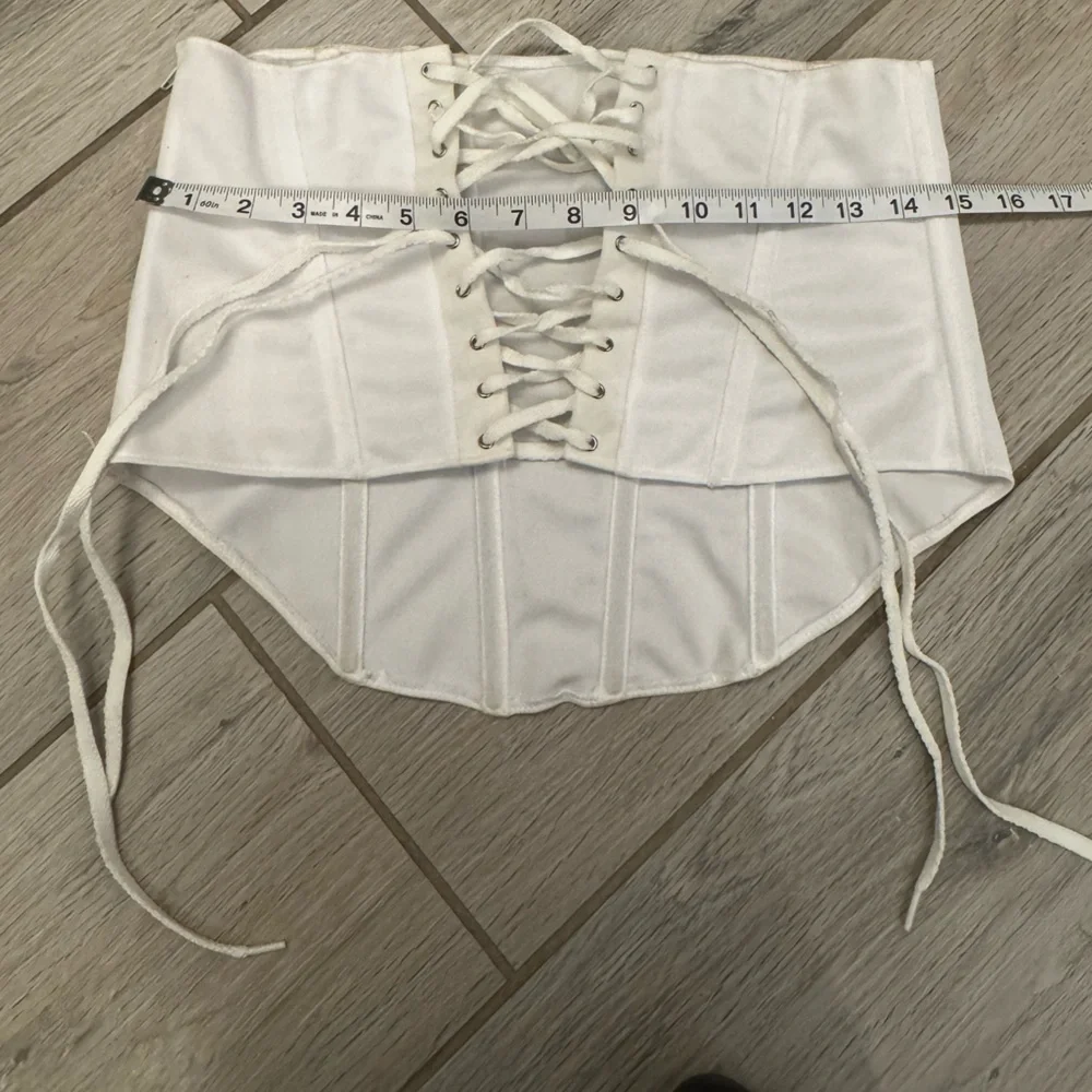 White corset lace-up top - Picture 7 of 7